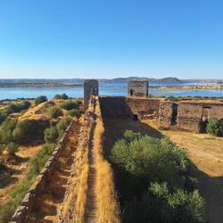 Mourão Castle wall