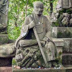 One of the many Buddha Statues where people just leave money!