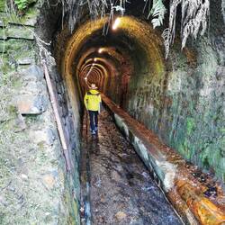 Tunnel auf die andere Seite der Stadt