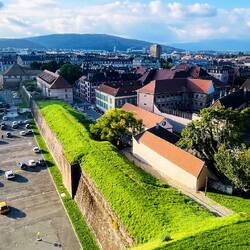 Calles del casco viejo, llenas de historia y ambiente tranquilo.
