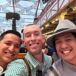 Guillermo Chris' college housemate made it!