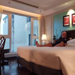 Short room tour..... 😁😁😁!