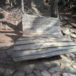 A "saddle seat" resting place along the trail
