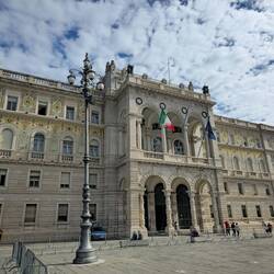 Palazzo del Governo, an der Piazza dell'Unità d'Italia