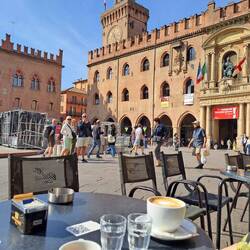 Pausenkaffee vor dem Dom
