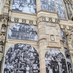 Details der Fassade Bilder am Dom