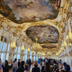 Ohne Leute der perfekte Ort für einen Wiener Walzer