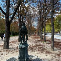 Champs Elysees