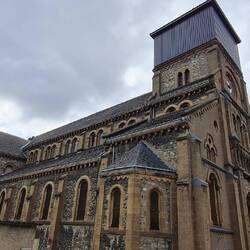 Graues Wetter - graue Kirche