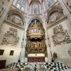 One of at least a dozen chapels in the cathedral.