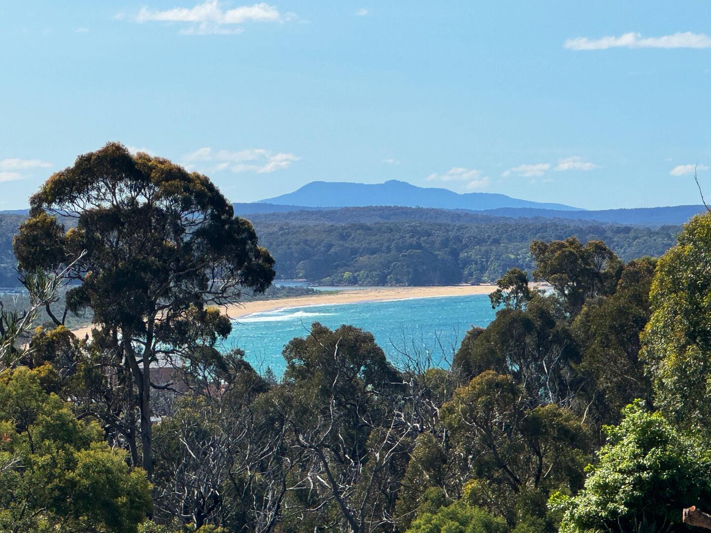 Blue, orange and green. A common palette of this coastline