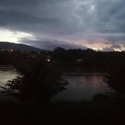 Blick vom Womo aus - *lahko noc* 🌛