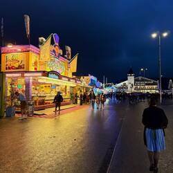 Headed out of the festival to find doner kebab