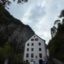 Inmitten der Schlucht: Alt Pfäfers! Der Grundstein des Kurbetriebes. Allerdings nur noch touristisch