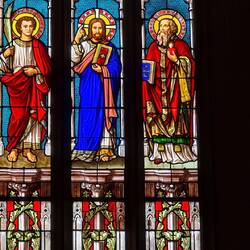 Es gab ausführliche Erklärungen zu den Glasbildern