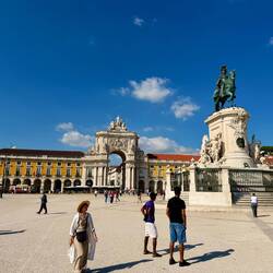 🏛️ Praça do Comércio – das Wohnzimmer der Stadt mit königlicher Kulisse