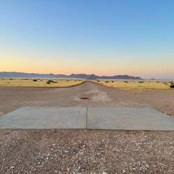 Die Start- und Landebahn neben dem Zeltplatz
