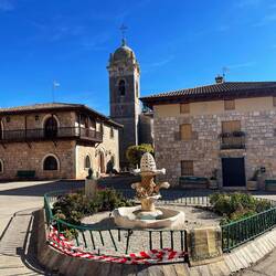 Cute village of Rabe de las Calzades