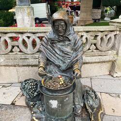 I saw many bronze statues in Burgos, all representing different parts of the city and its history.