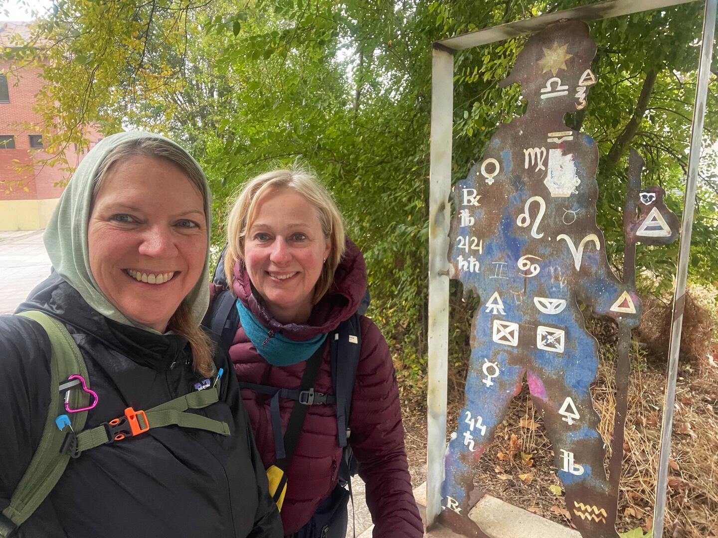 Met up with Veronica a couple of km out of Burgos. We said a quick hello then walked at our own pace