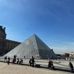 Famous glass pyramid