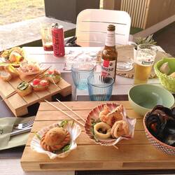 Aperitivo bei Sonnenuntergang.