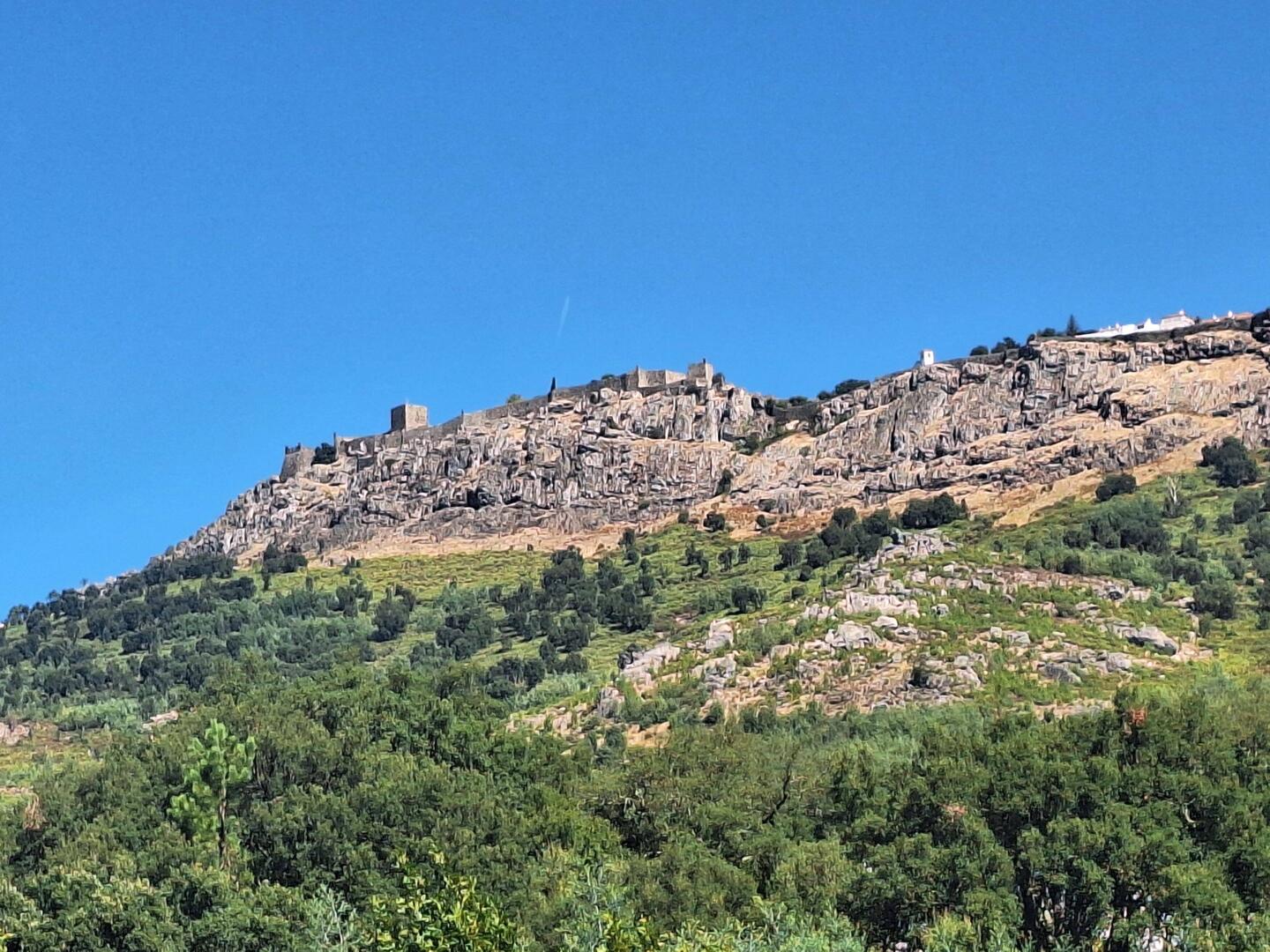 Marvão Castle, atop some huge granite cliffs