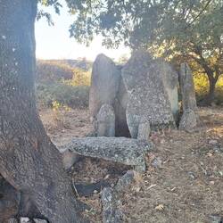 Anta dos Currais do Galhordas