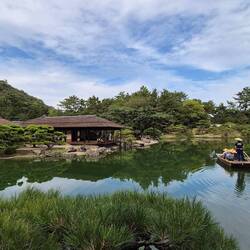 Historisches Teehaus am See
