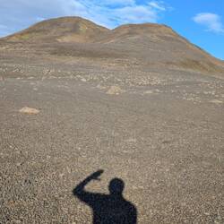 Hier ist es wieder mal leer. Seit zwei Stunden auf dem Weg, bisher noch niemand vorbei gekommen.