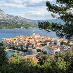 Blick auf die Altstadt von Korcula Stadt