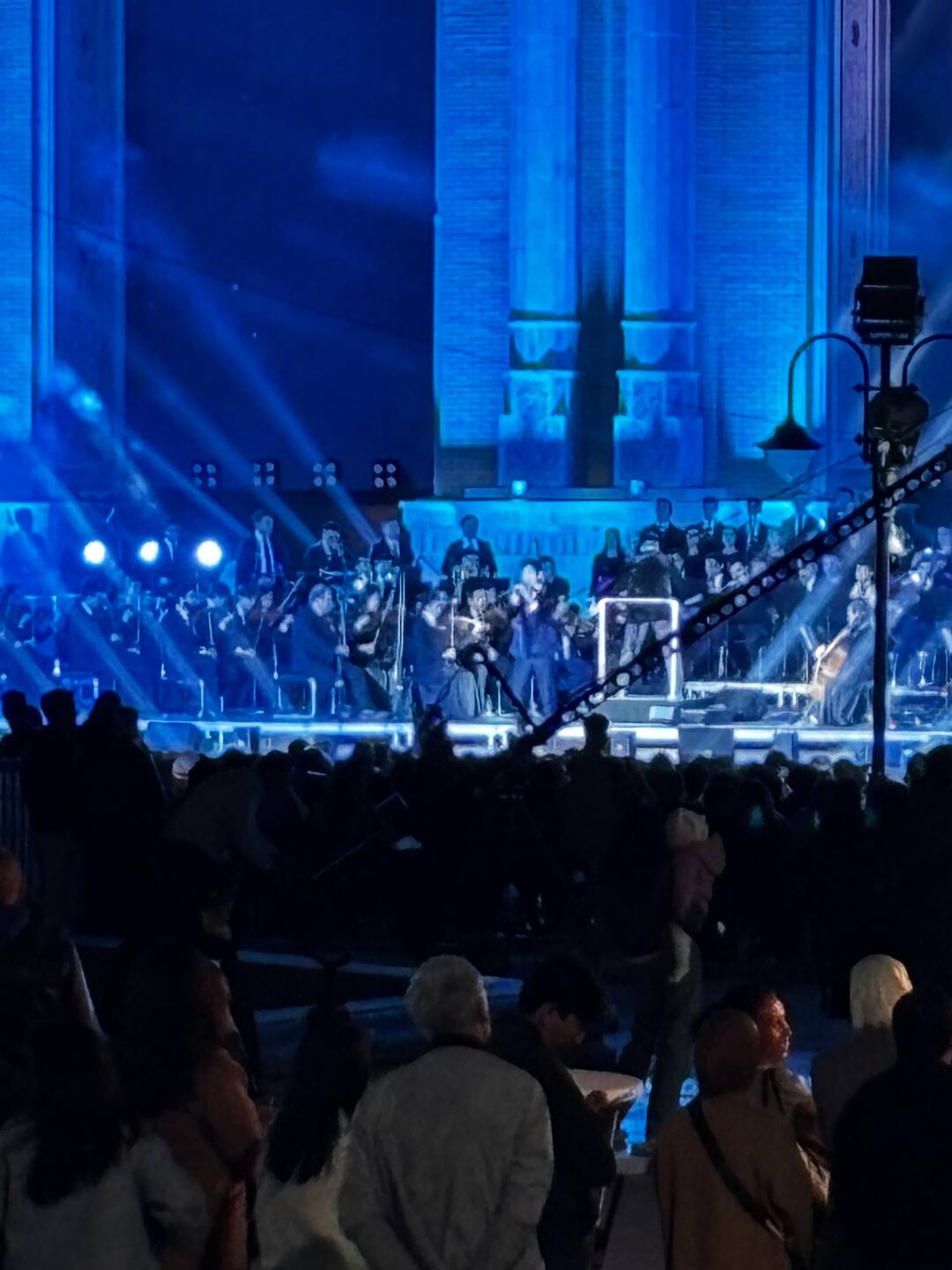 The benefit concert