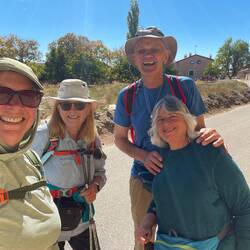 Surprise! I ran in to Jim and Sheila from New Zealand again. Grace and I met them our first day!