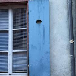 Available Woman inside (to marry)