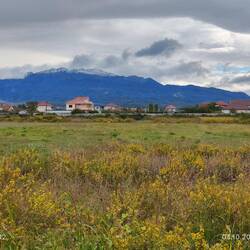 Auf den Bergen liegt Schnee