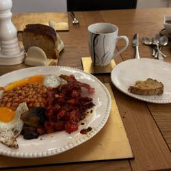 Baz's Full English