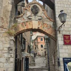 Eingangstor zur Festung St. Johannes (San Giovanni)