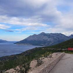 Views on a windy day - Dario riding up