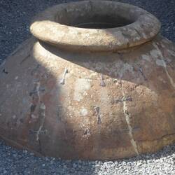 Wine jars that had been repaired in antiquity