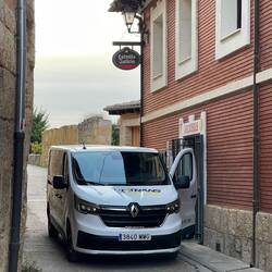 The Jacotrans luggage transport van at my hotel this morning. Cost for luggage transfer: 6€