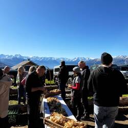 Das "Jause-Buffett". Bei der Kulisse schmeckt's doppelt gut!