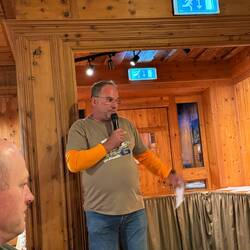 ...Achim der Veranstalter (ORC45Grad)...