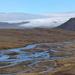 And in the background majestic Hofsjökull glacier.