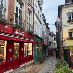 Honfleur laneway