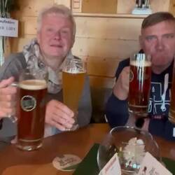 Und ein Zeugl 🍺 darf nicht fehlen