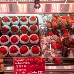I had a strawberry chocolate daifuku