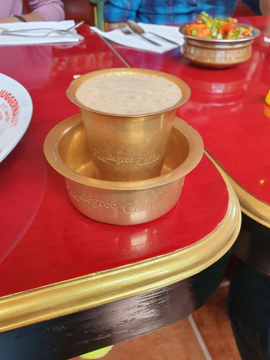 Frühstückskaffee in Neu-Delhi