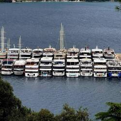 Stacked a lot of boats in with us nice and tight. Ready for the high winds tonight