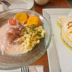 Ceviche und Chaufa