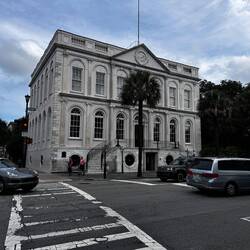 City Hall, Formerly the Bank of the United States